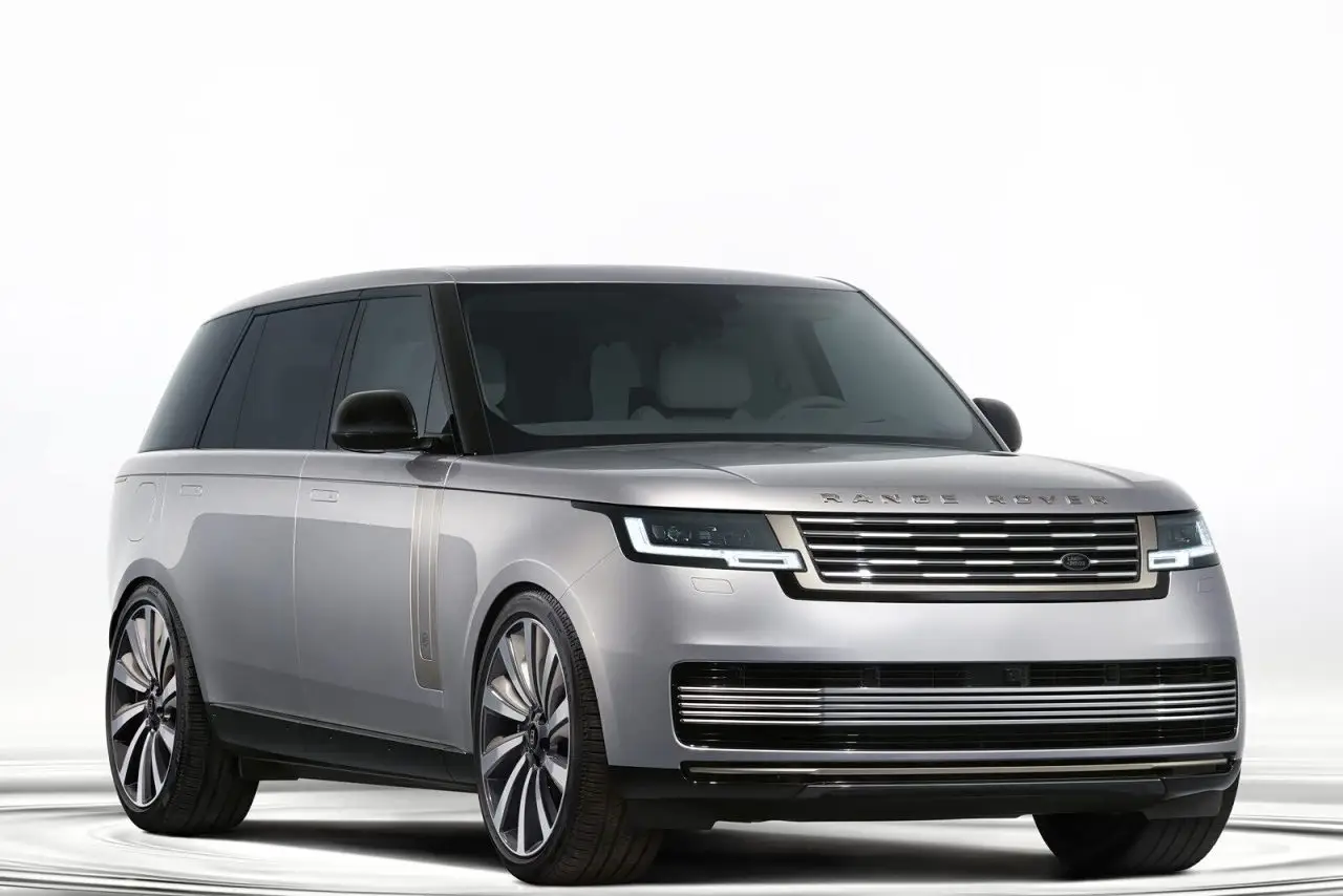 Land Rover Range Rover L460 из Китая под заказ — вид спереди в три четверти
