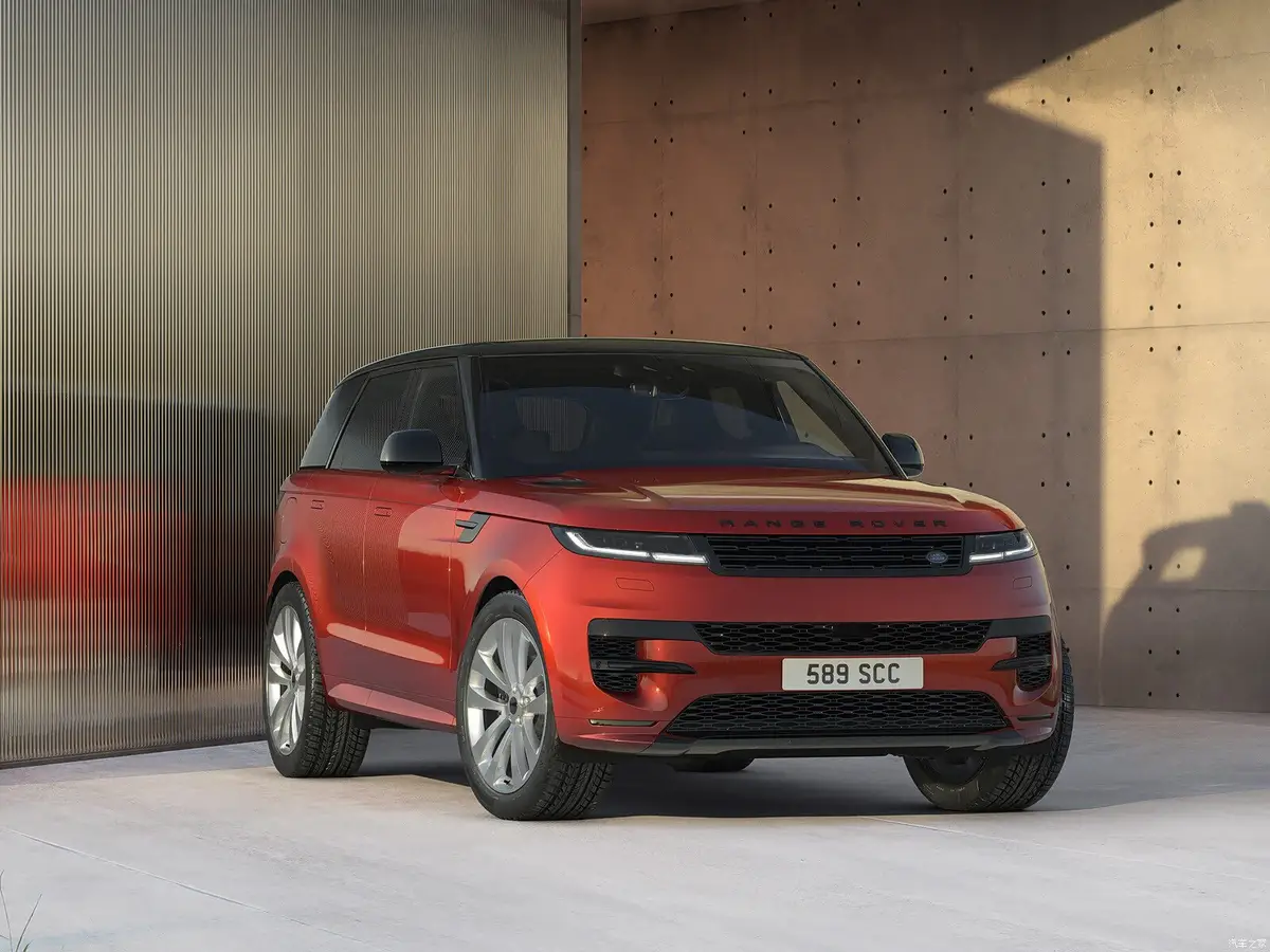 Land Rover Range Rover Sport из Китая под заказ — вид спереди в три четверти