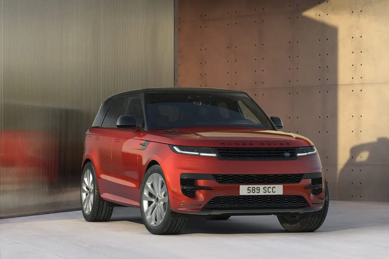 Land Rover Range Rover Sport из Китая под заказ — вид спереди в три четверти