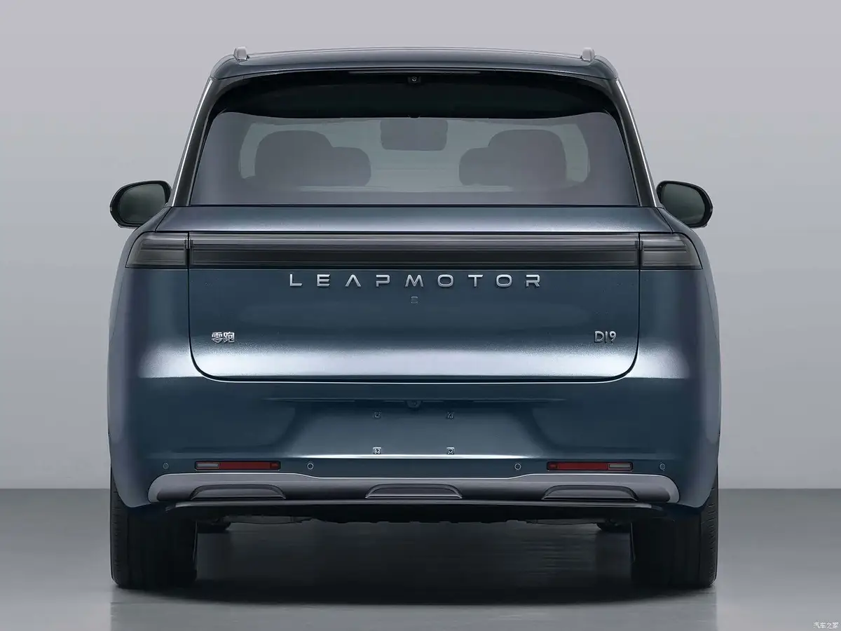 Leapmotor D19 (Липмотор D19) из Китая под заказ — экстерьер