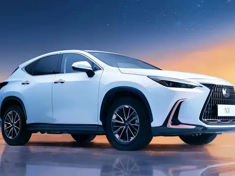 Lexus NX NX 200 «Цзюэсэ»
