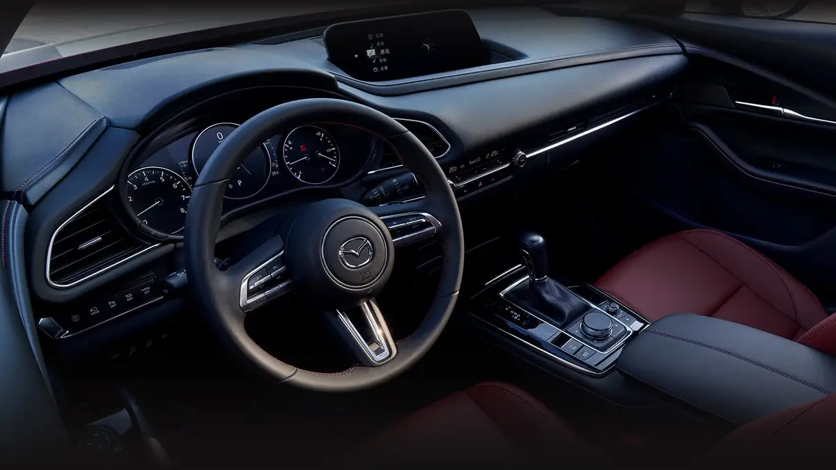 Mazda CX-30 (Мазда CX-30) из Китая под заказ — экран мультимедиа
