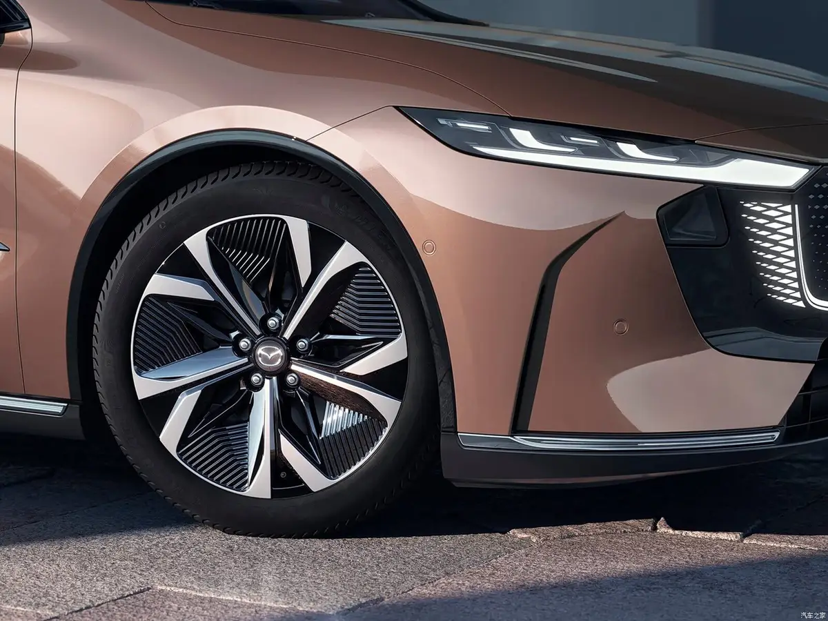Mazda EZ-6 из Китая под заказ — Как едет Mazda EZ-6: разгон, подвеска и тормоза