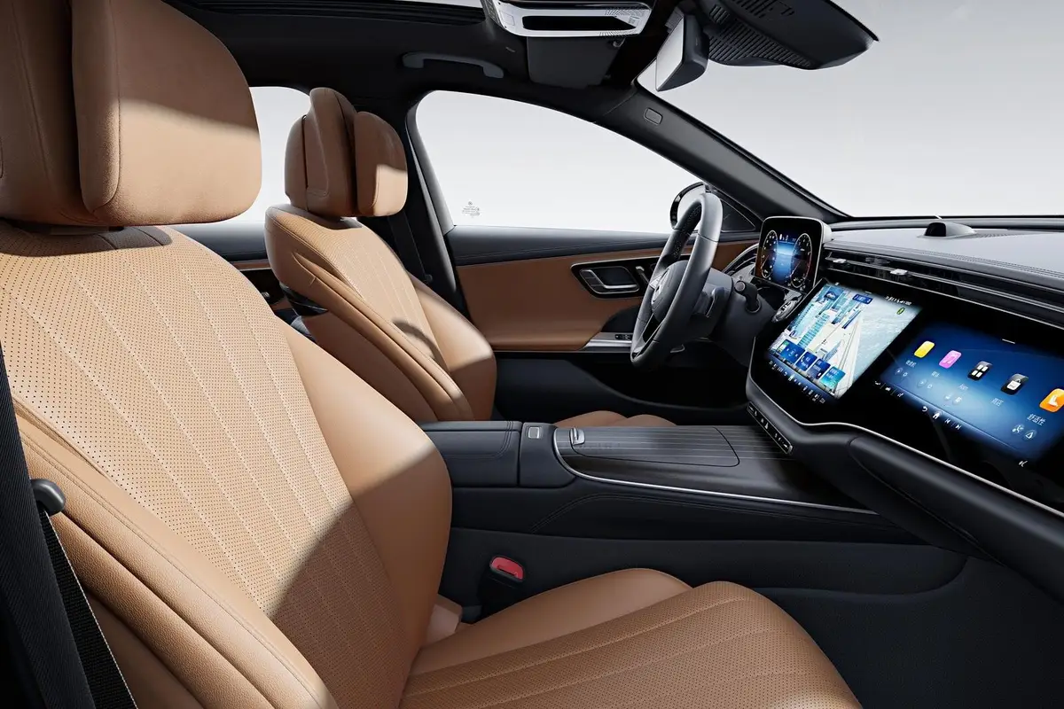 Mercedes-Benz E-Class (Мерседес E-Класс) из Китая под заказ — салон