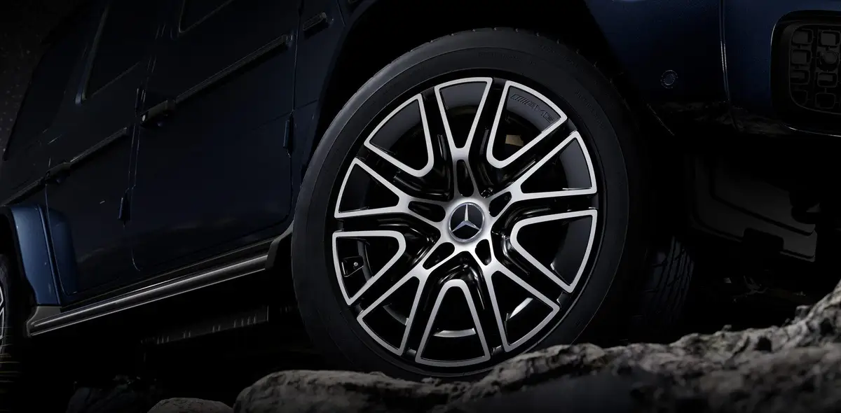 Mercedes-Benz G-Class (Мерседес G-Класс) из Китая под заказ — легкосплавный диск крупным планом
