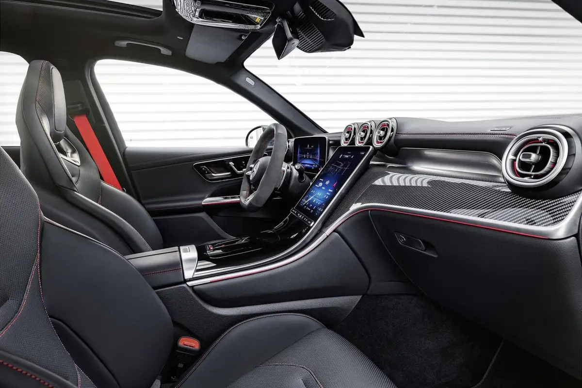 Mercedes-Benz GLC AMG из Китая под заказ — салон