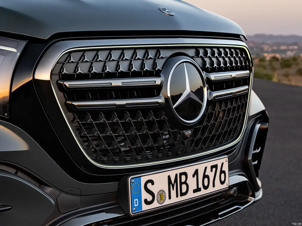 Mercedes-Benz GLS (Мерседес GLS) из Китая под заказ — Двигатели GLS: 450, Maybach 480 и 600
