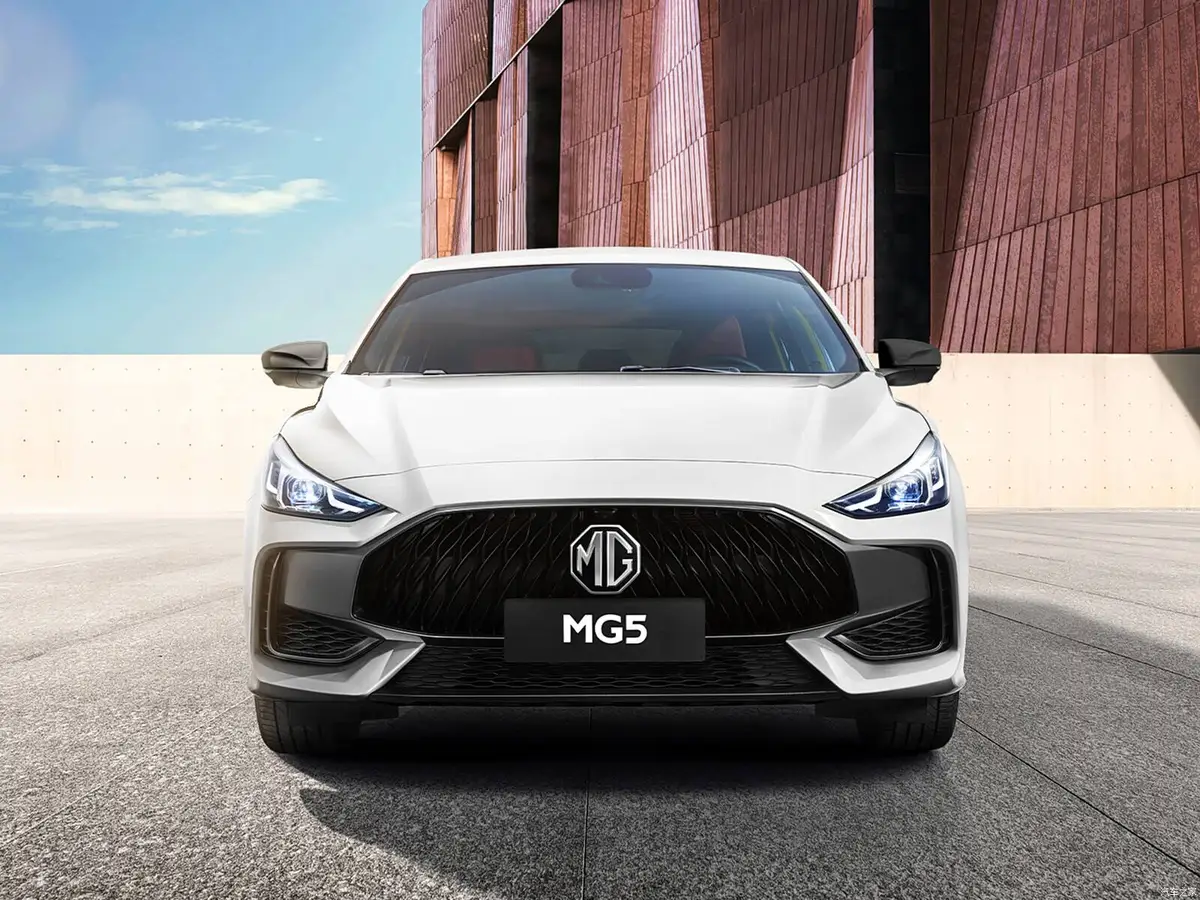 MG 5 (МГ 5) из Китая под заказ — Помощники водителя по версиям