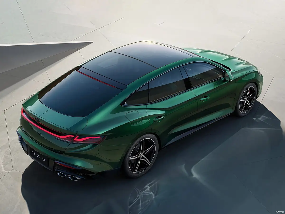 MG 7 (МГ 7) из Китая под заказ — Дизайн лифтбека с антикрылом с завода