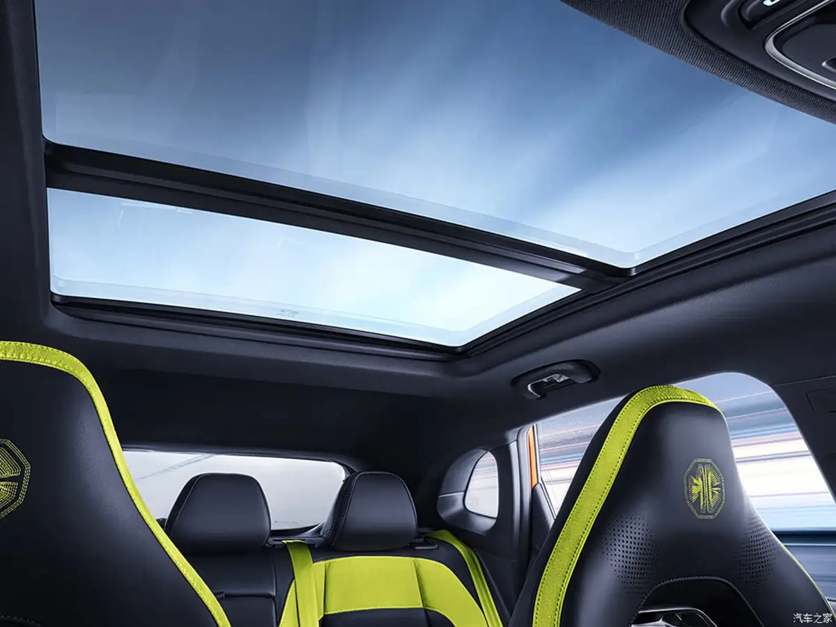 MG One из Китая под заказ — Эргономика: клавиши вместо экрана