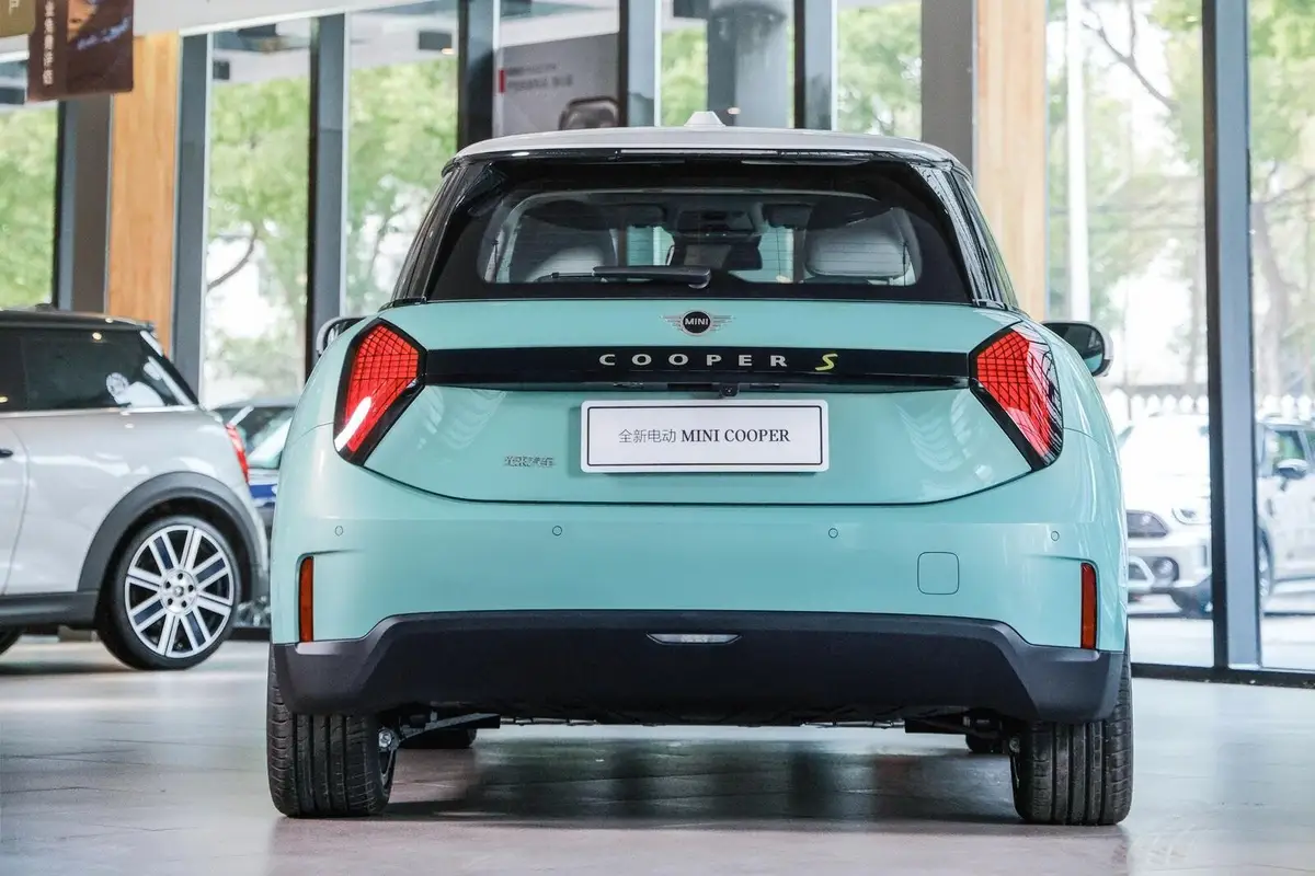 MINI Cooper (МИНИ Купер) из Китая под заказ — Кредит, лизинг и порядок заказа MINI Cooper E