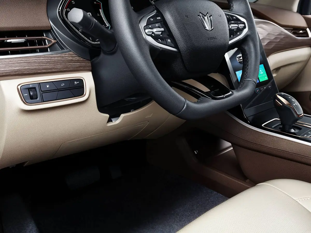 Nissan Paladin из Китая под заказ — Мультимедиа Nissan Paladin: экран, навигация и русский язык
