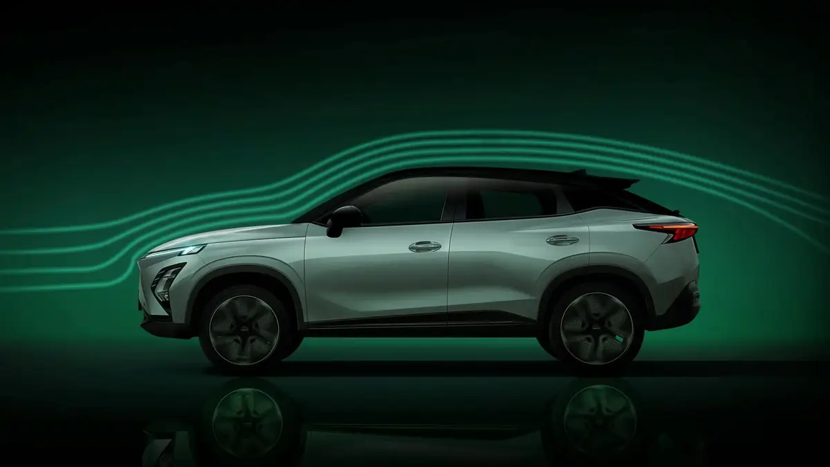 Omoda E5 (Омода E5) из Китая под заказ — вид сбоку