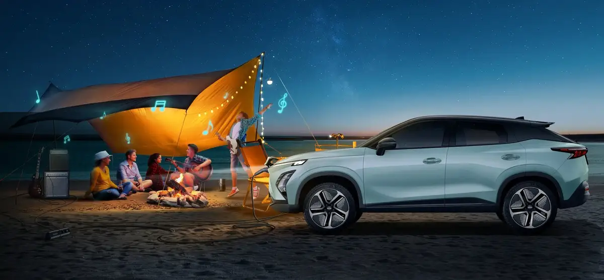 Omoda E5 (Омода E5) из Китая под заказ — питает технику на стоянке