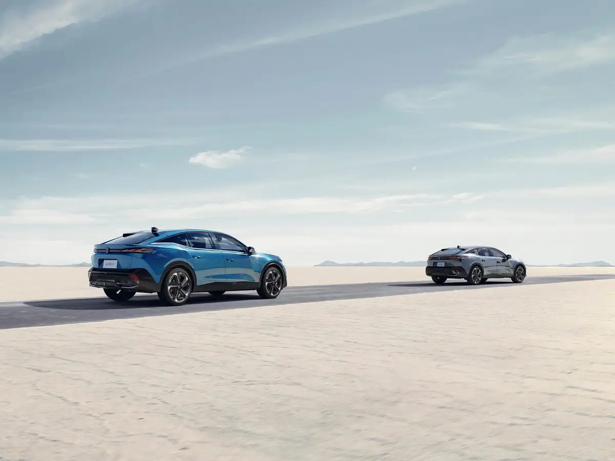 Peugeot 408X из Китая под заказ — Мотор 1,6 турбо и гибриды 180 и 225 л.с. в Европе