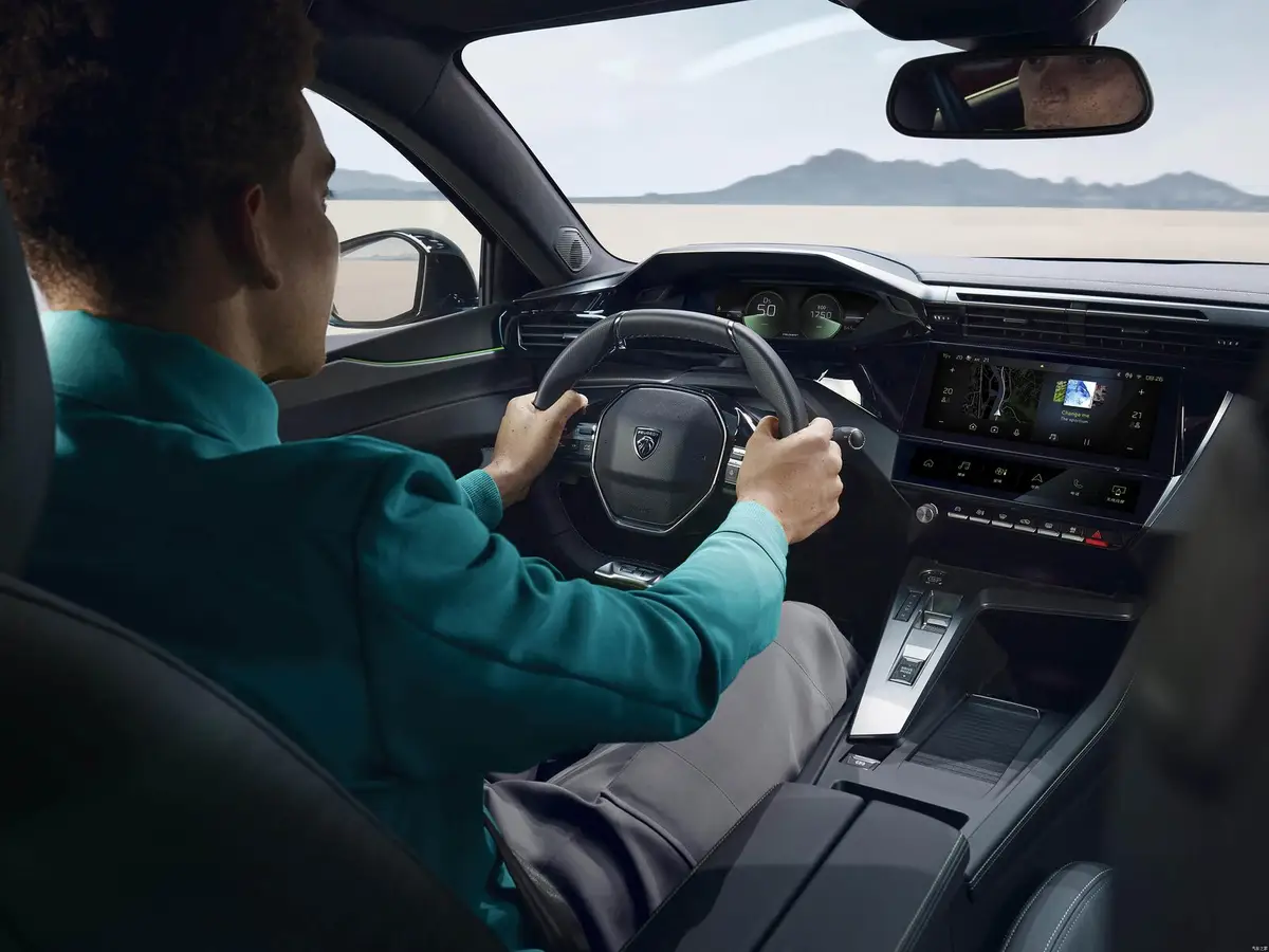 Peugeot 408X из Китая под заказ — Версии ME, RS и GT вместо «Актив», «Комфорт», «Стиль» и «Люкс»