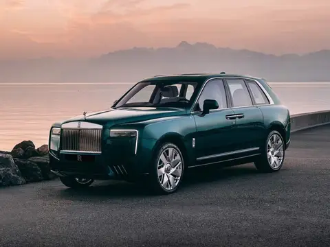 Rolls-Royce Cullinan 4 места