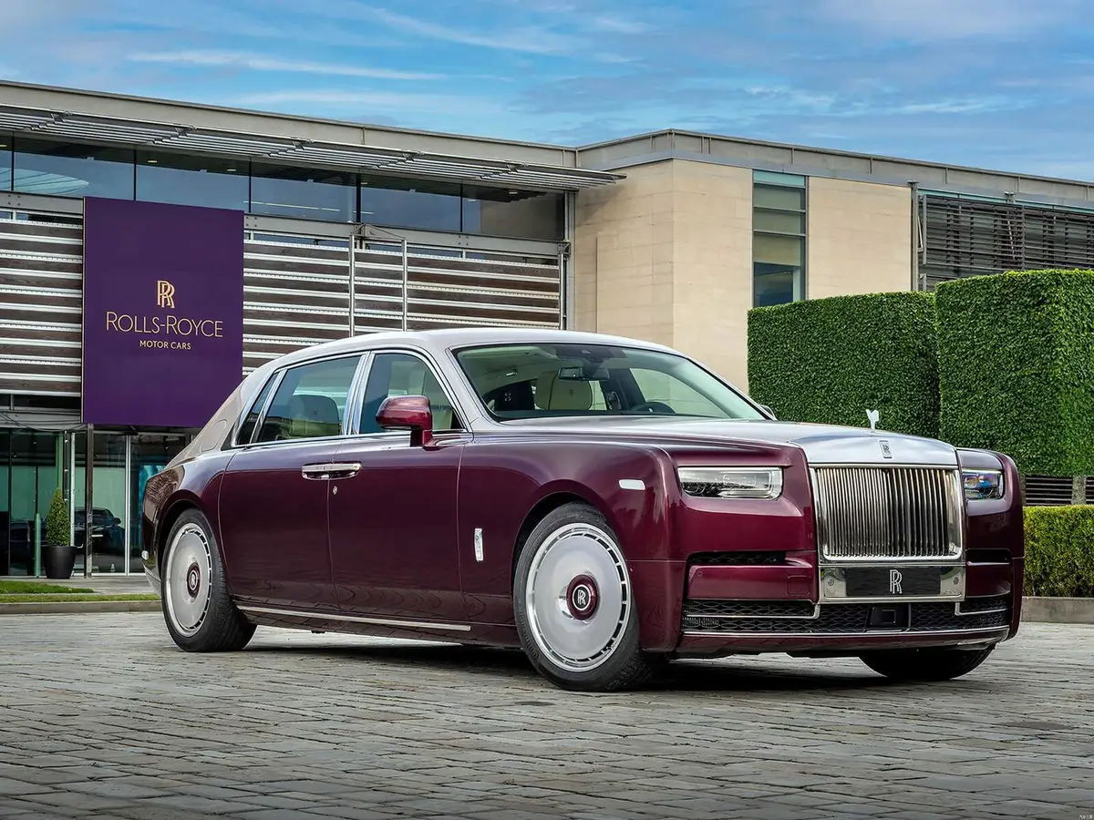 Rolls-Royce Phantom из Китая под заказ — Размеры кузова: было 5762 мм — стало 5982 мм