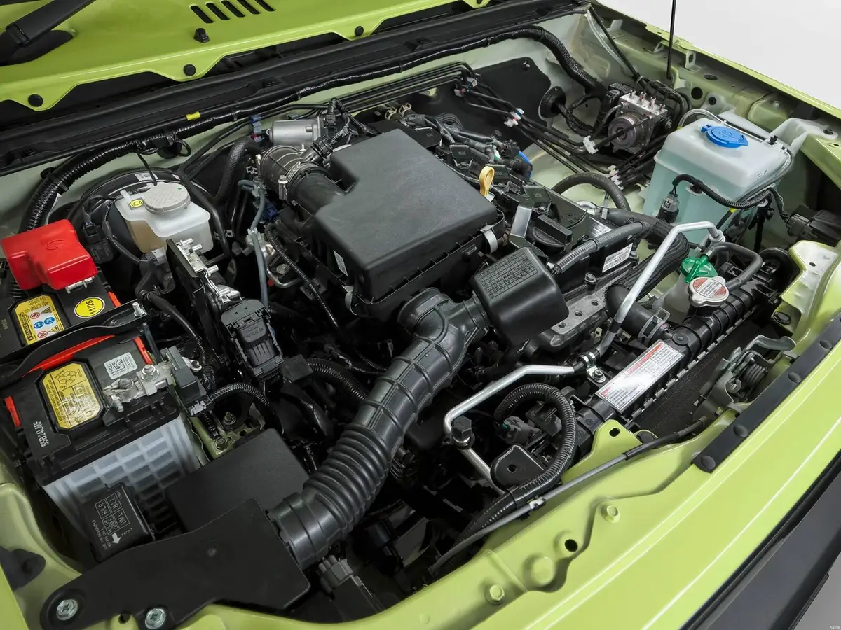 Suzuki Jimny (Сузуки Джимни) из ОАЭ под заказ — Эмиратская спецификация: климат, зима и запас хода