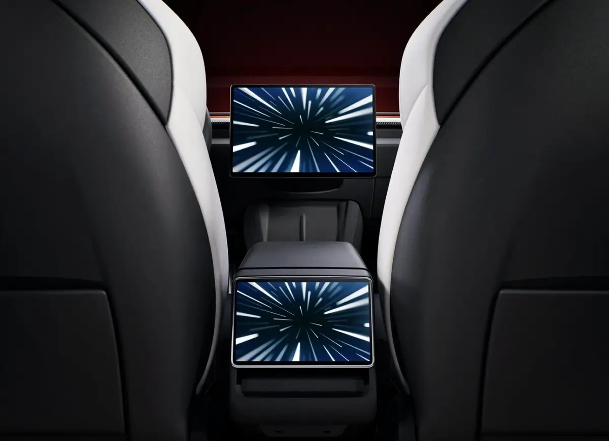Tesla Model 3 (Тесла Модель 3) из Китая под заказ — Мультимедиа Model 3: экран 15,4 дюйма и русификация