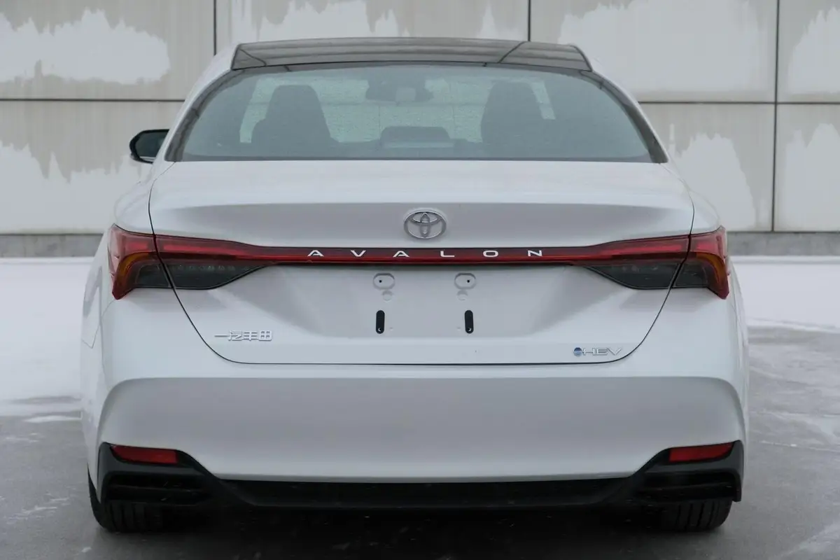 Toyota Avalon (Тойота Авалон) из Китая под заказ — Какие версии Toyota Avalon привозим под заказ из Китая