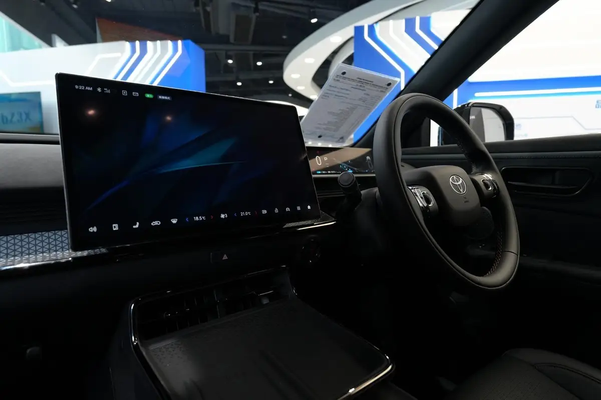 Toyota bZ3X (Тойота bZ3X) из Китая под заказ — Стоит ли брать машину с пробегом вместо новой