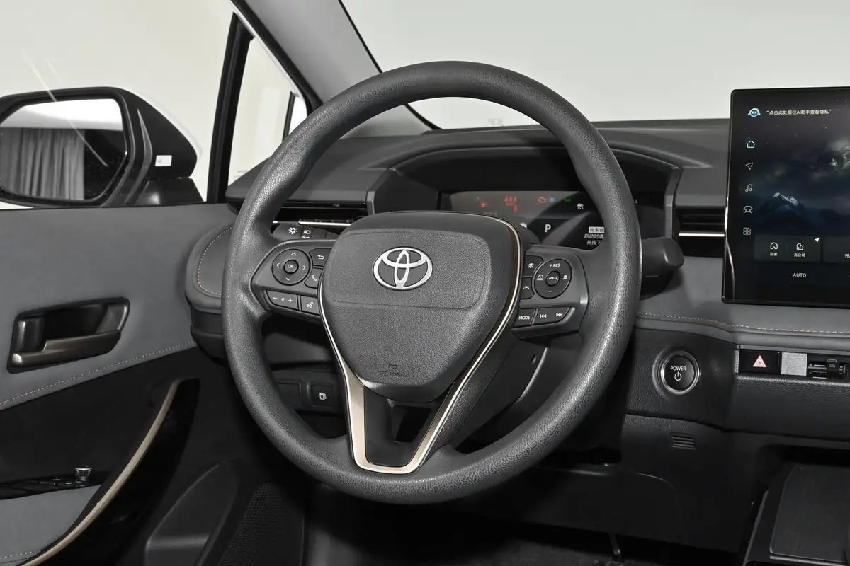 Toyota Corolla (Тойота Королла) из Китая под заказ — 2026, руль и приборная панель, салон