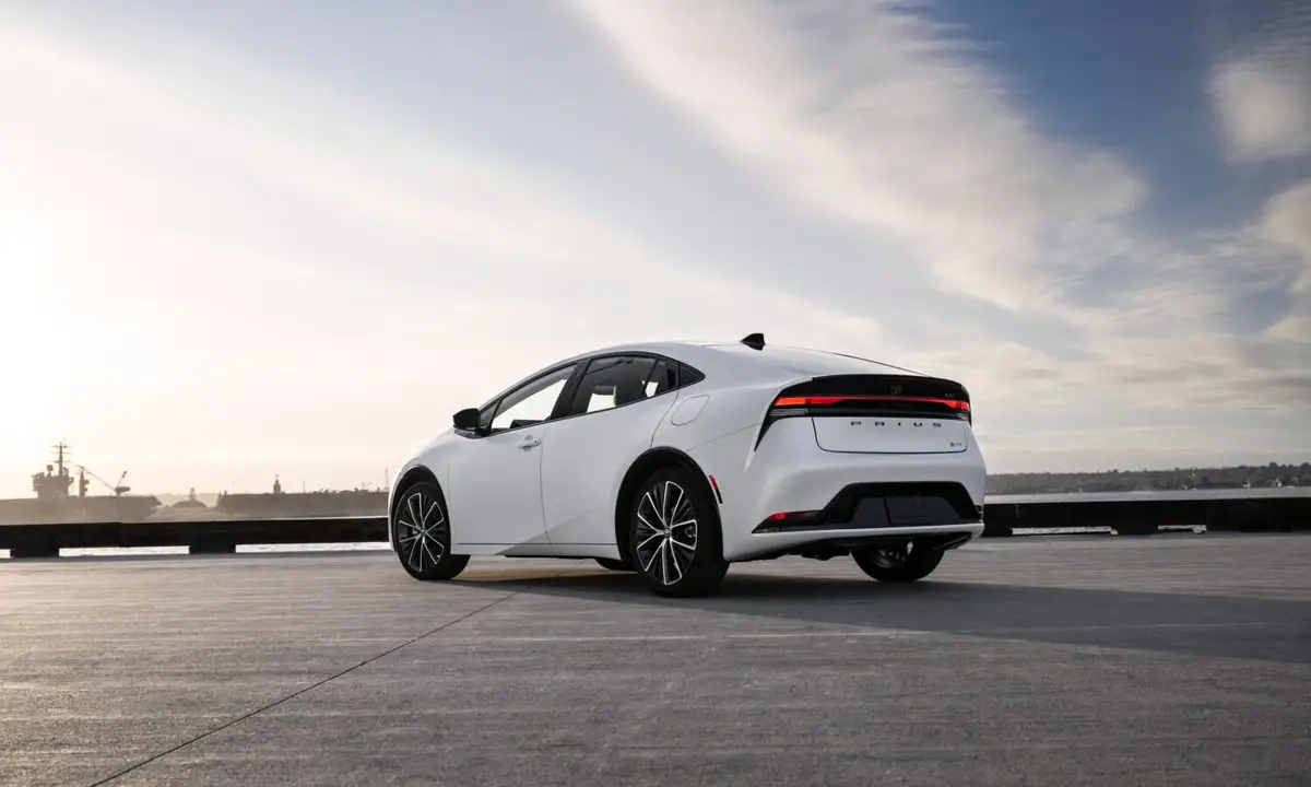 Toyota Prius (Тойота Приус) из Кореи под заказ — Какую Toyota Prius можно заказать