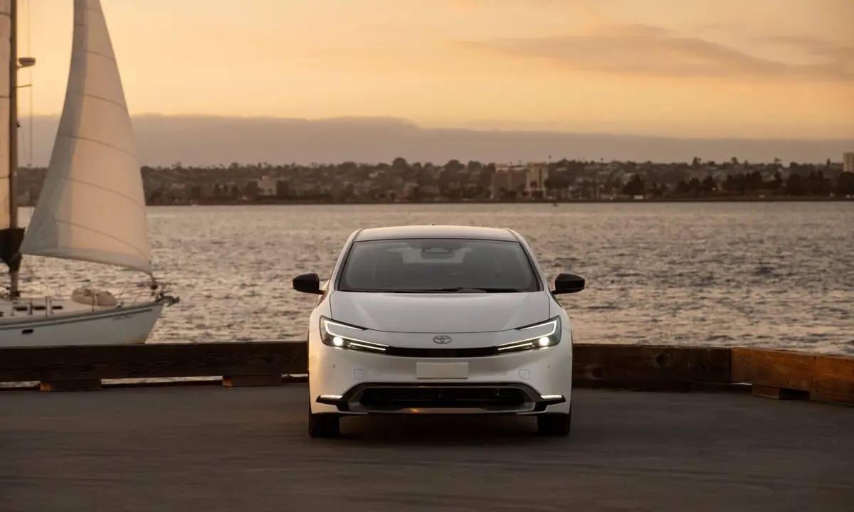 Toyota Prius (Тойота Приус) из Кореи под заказ — Откуда везём Prius и сколько ждать
