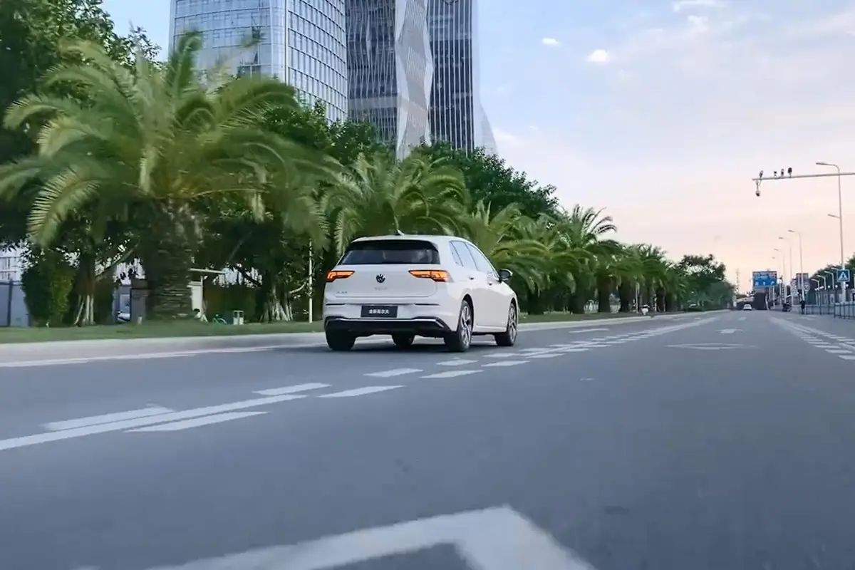 Volkswagen Golf (Фольксваген Гольф) из Китая под заказ — Двигатель, разгон и характер «горячего хэтча» Golf GTI