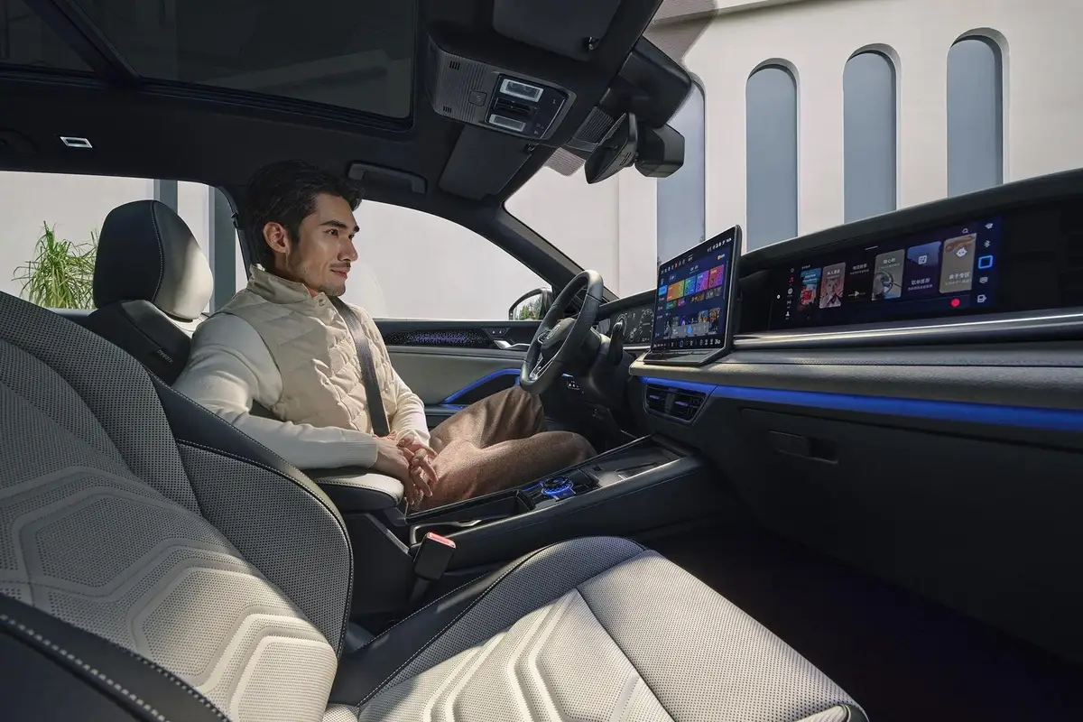 Volkswagen Tayron (Фольксваген Тайрон) из Китая под заказ — Салон и оснащение Tayron L