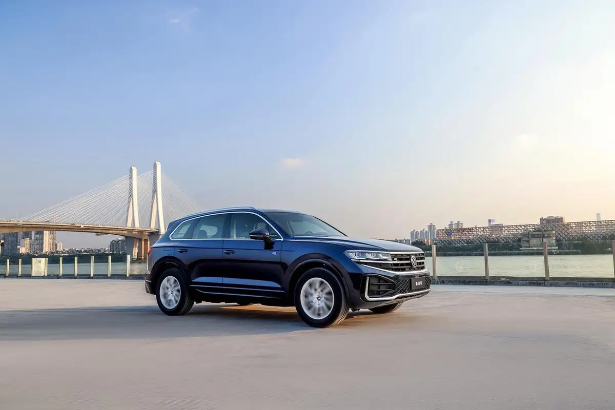 Volkswagen Touareg (Фольксваген Туарег) из Китая под заказ — Ассистенты и системы безопасности Touareg