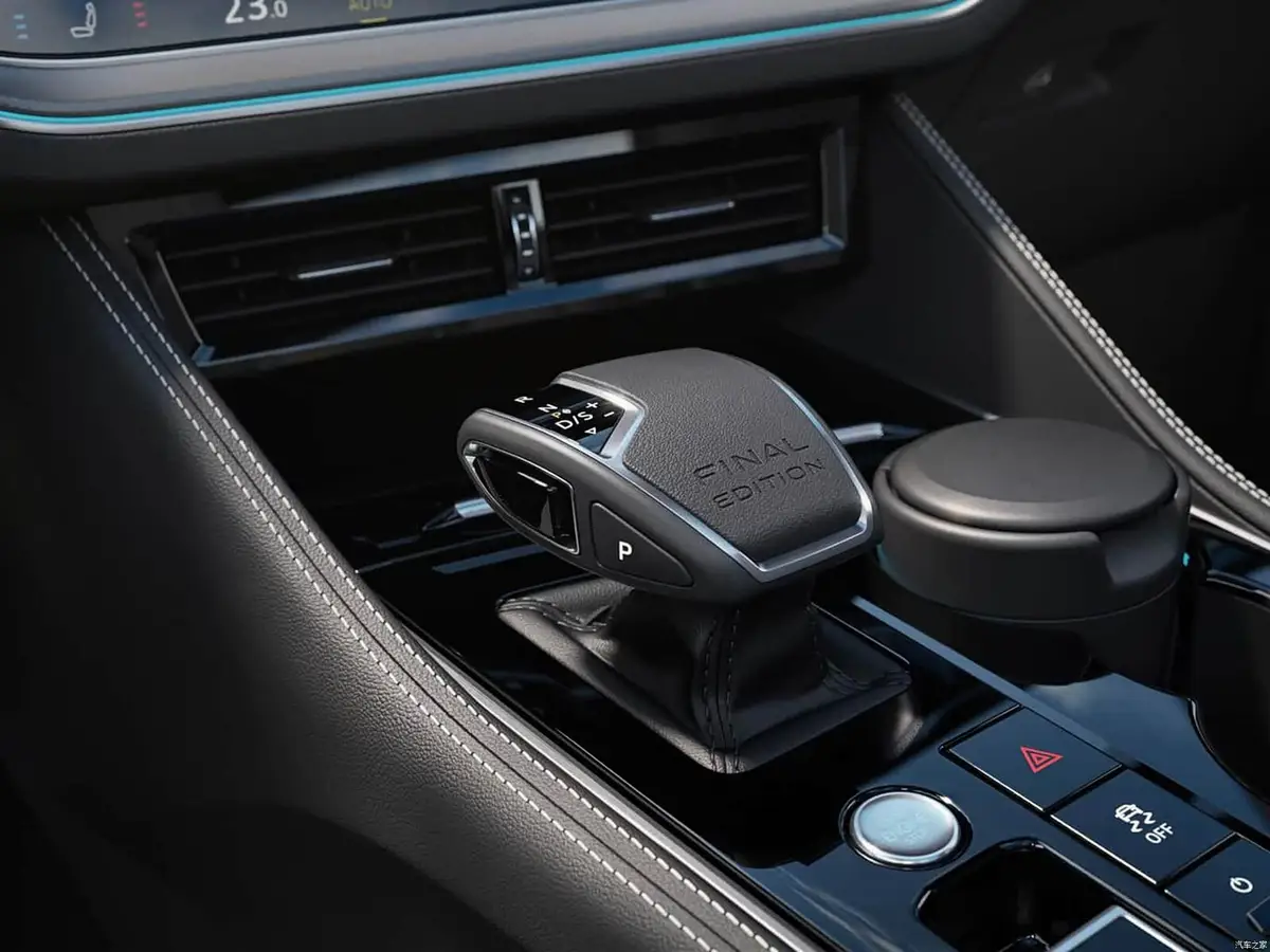 Volkswagen Touareg (Фольксваген Туарег) из Китая под заказ — Двигатель Touareg 2026 года: V6 3.0 TSI на 340 л.с