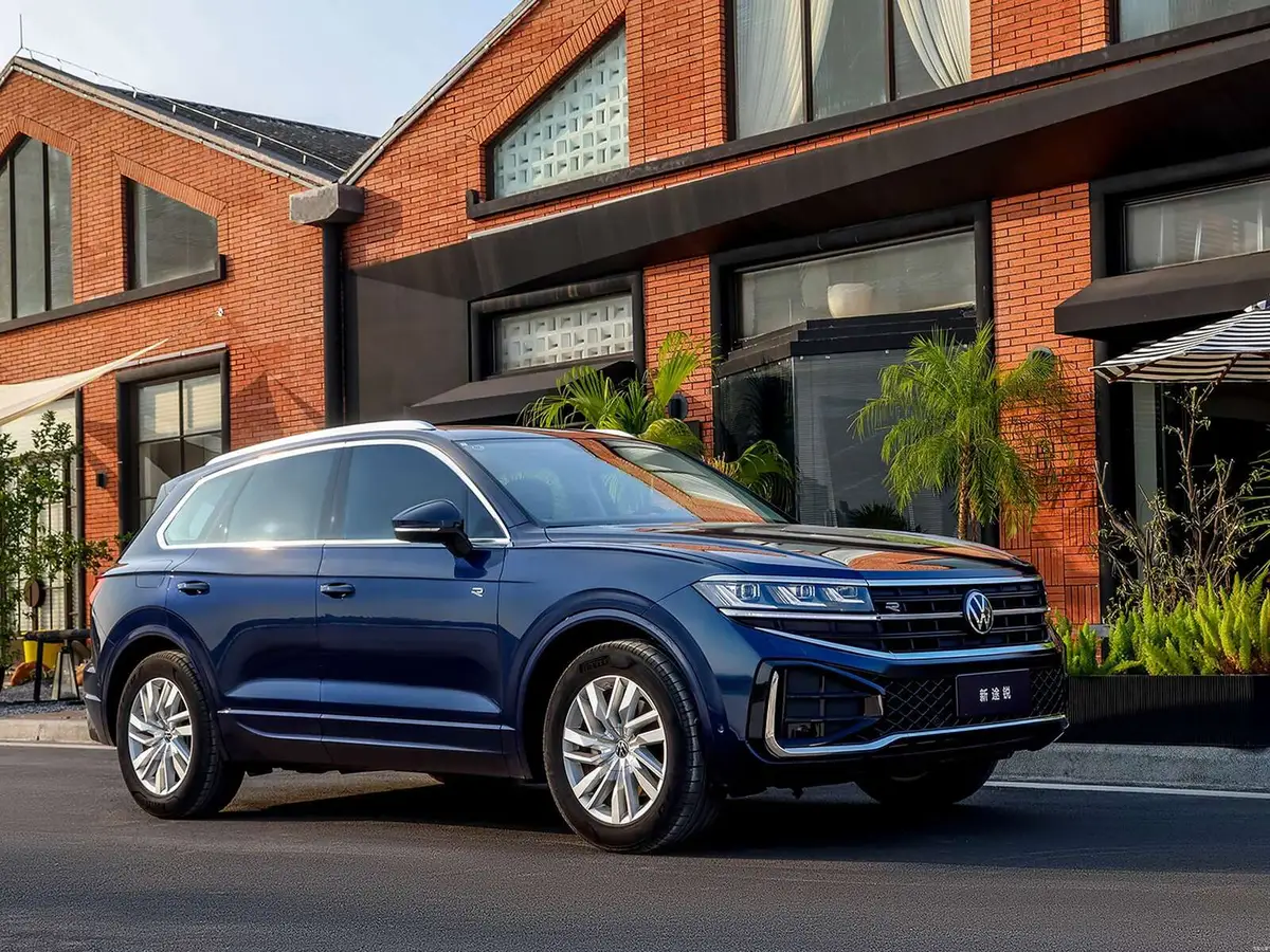 Volkswagen Touareg (Фольксваген Туарег) из Китая под заказ — Какой Touareg можно заказать: поколение CR и рестайлинг 2023