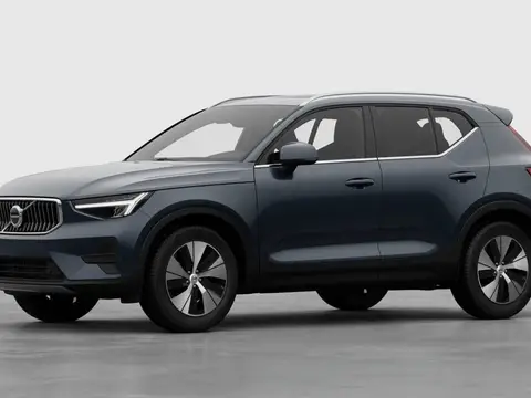 Volvo XC40 «Базовая»