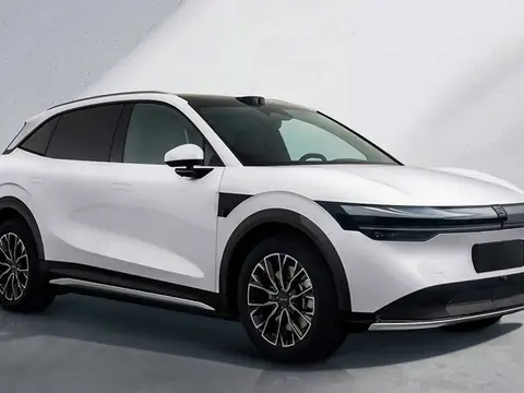 Zeekr 7X Max 75 кВт·ч
