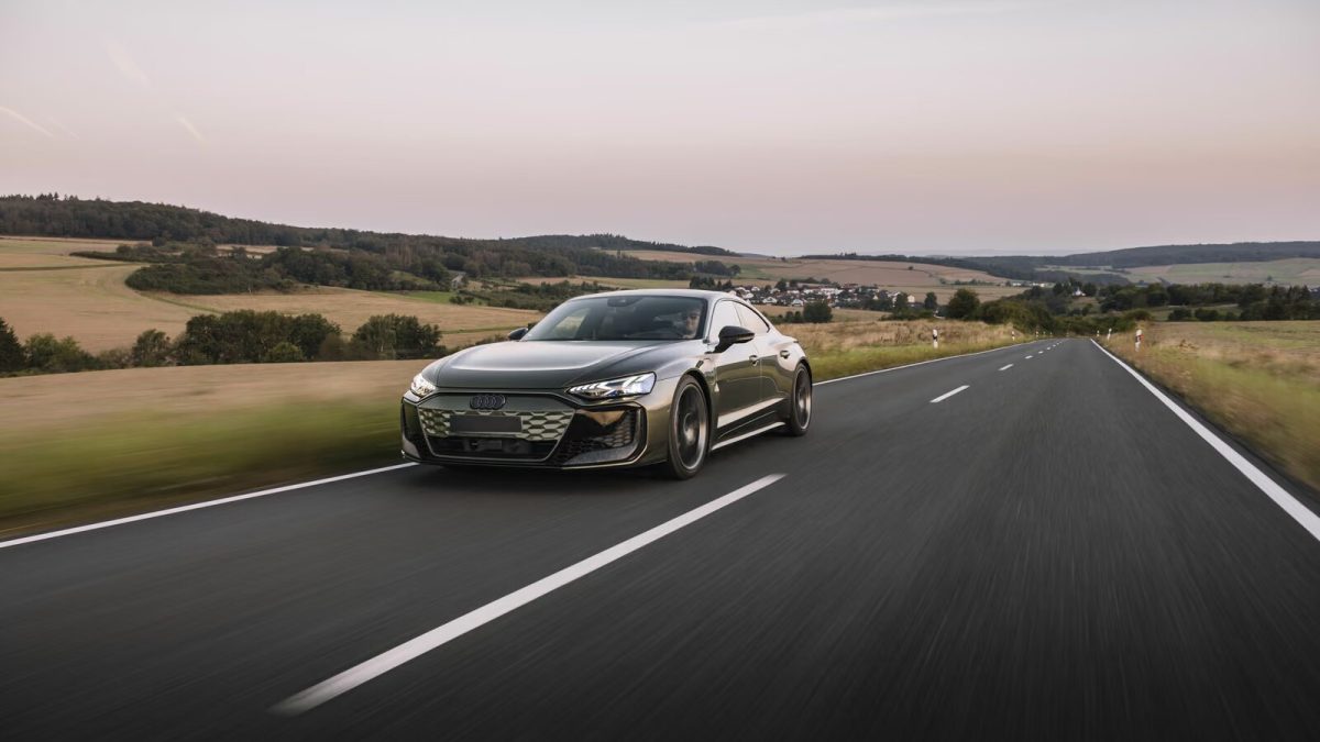 Audi e-tron GT на заказ из Китая