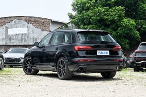 Audi Q7 на заказ из Китая