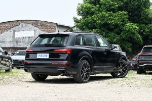 Audi Q7 на заказ из Китая