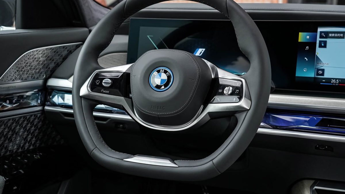 BMW i7 на заказ из Китая