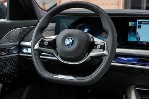BMW i7 на заказ из Китая