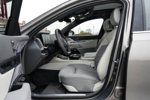 BMW i7 на заказ из Китая