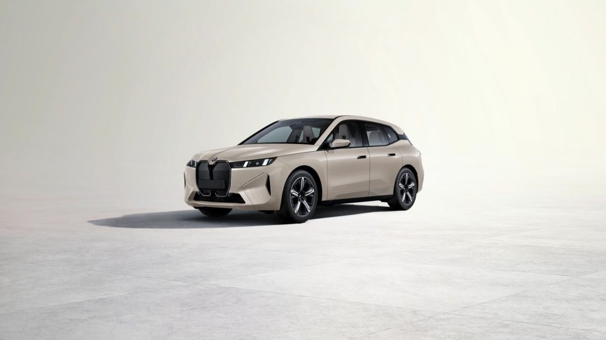 BMW iX на заказ из Китая