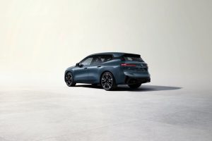 BMW iX на заказ из Китая