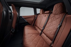 BMW iX на заказ из Китая