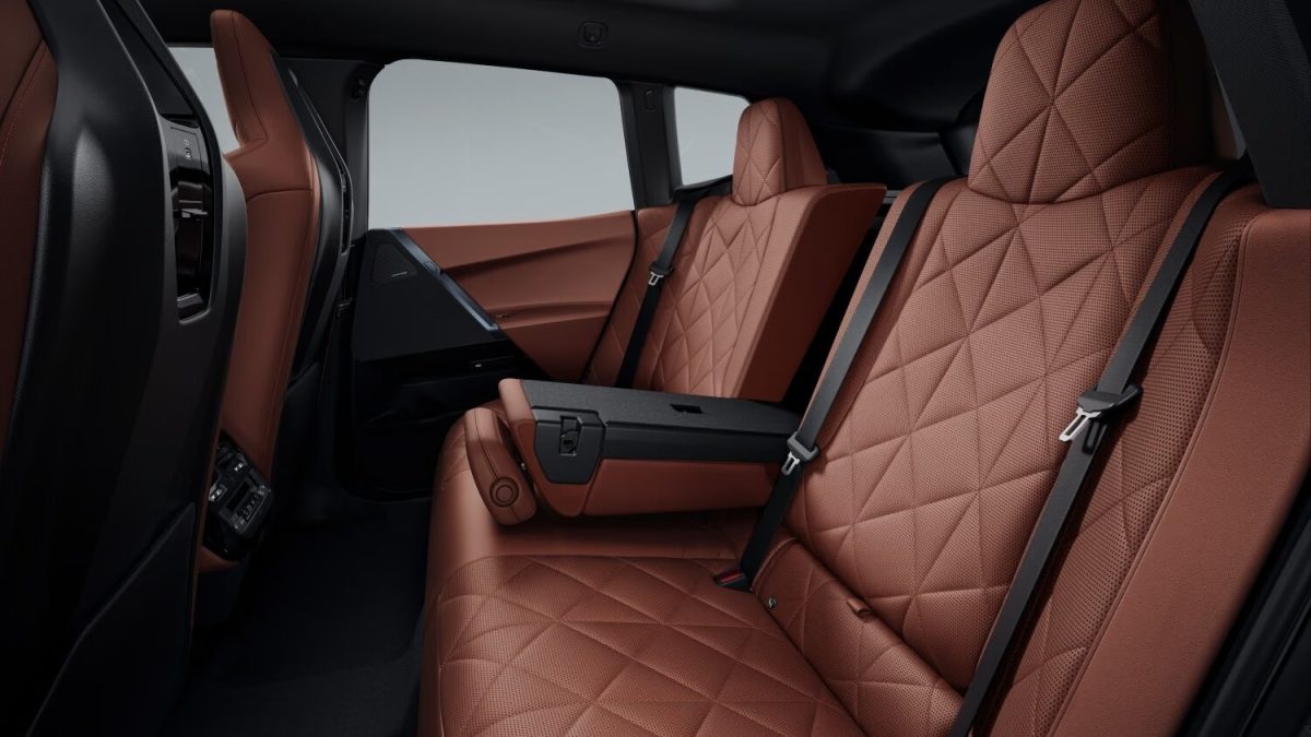 BMW iX на заказ из Китая