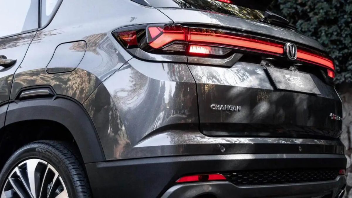 Задняя часть и фонари Changan CS35 Plus