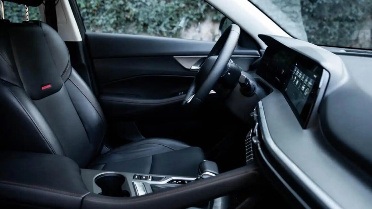 Передние кресла Changan CS35 Plus