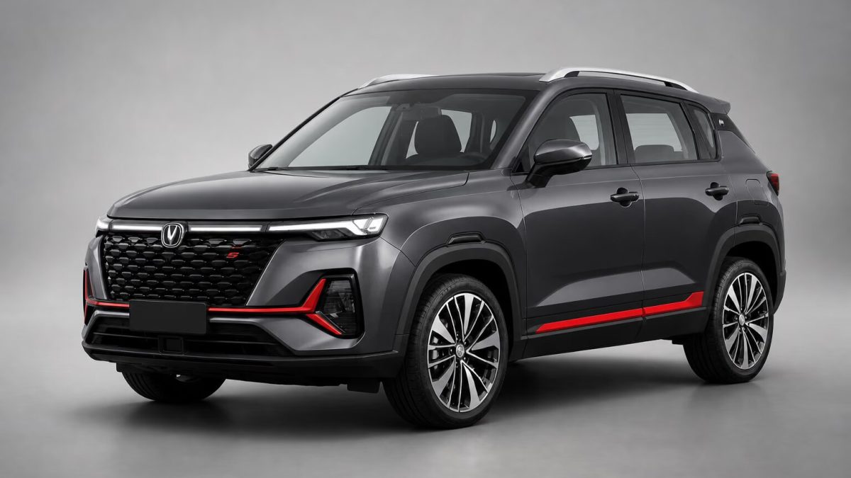 Changan CS35 Plus в светло-серой студии