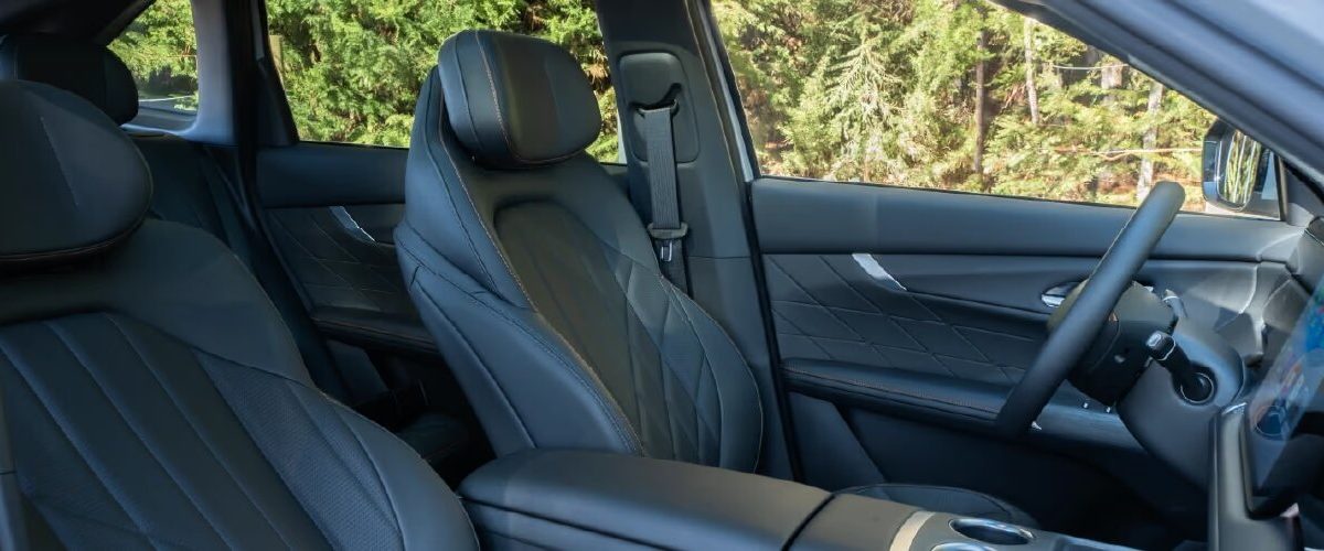 Передние кресла Changan CS75 Plus